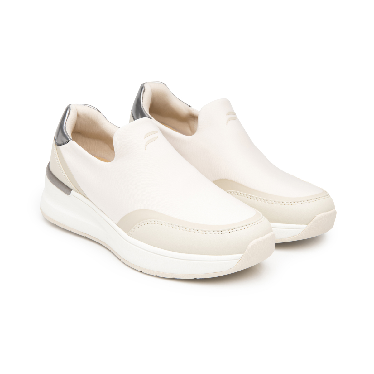 Sneaker Urbano Slip On Flexi para Mujer Estilo 132202 Beige