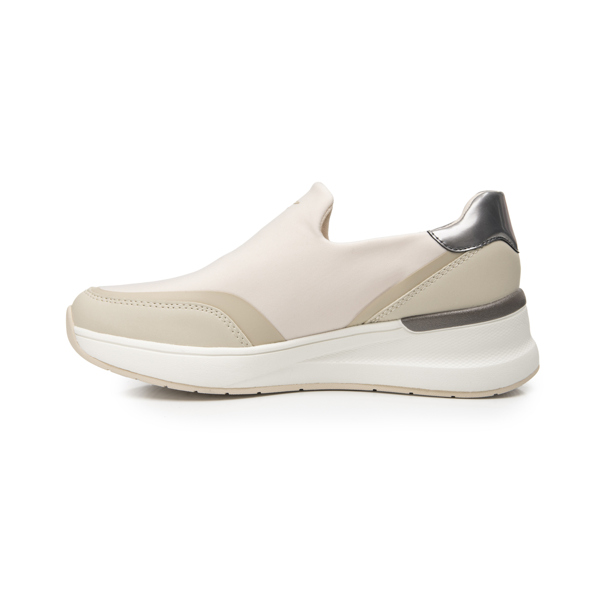 Sneaker Urbano Slip On Flexi para Mujer Estilo 132202 Beige